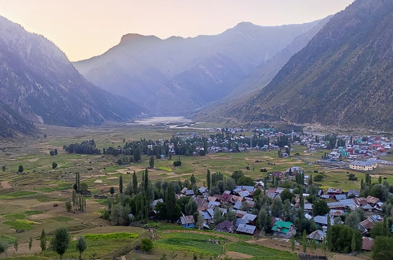 Srinagar Gurez Valley Package