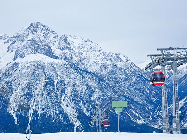 Kashmir Paradise Tour Package