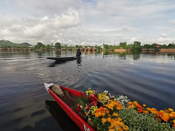 Kashmir Tour Package