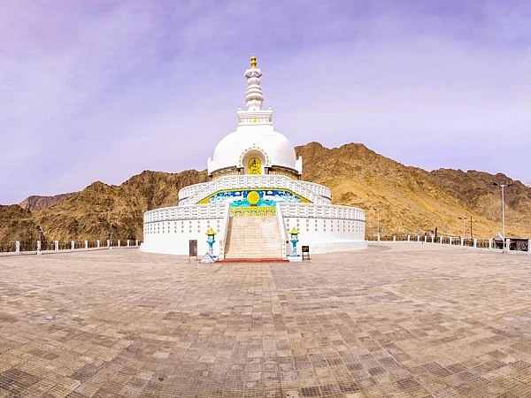 Shanti Stupa